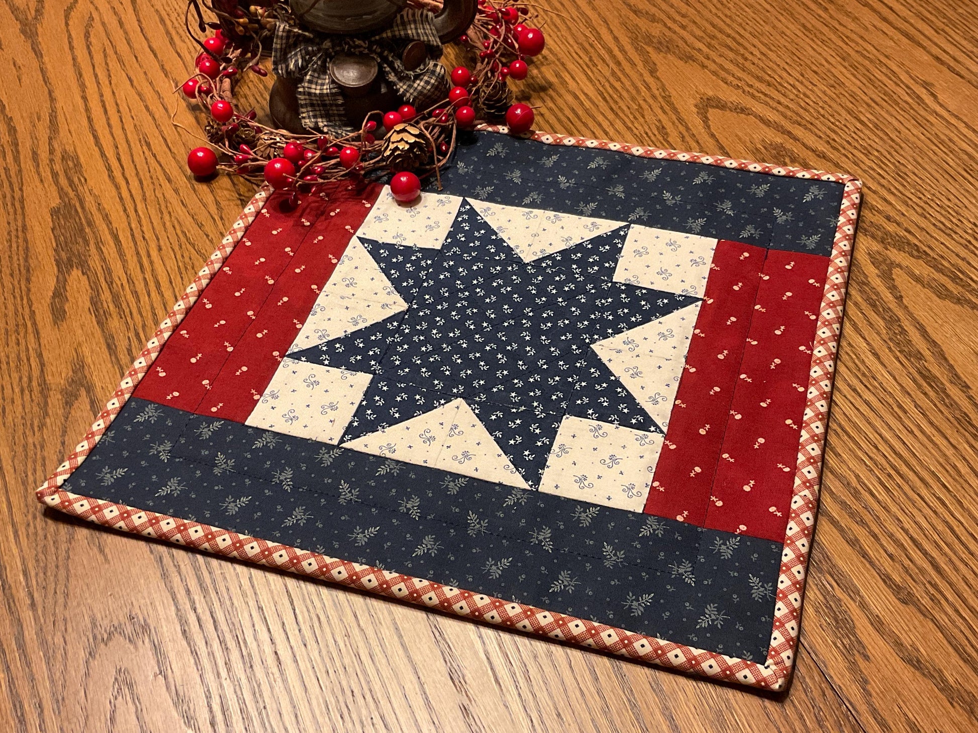 Primitive Farmhouse Americana Table Topper Item #2044