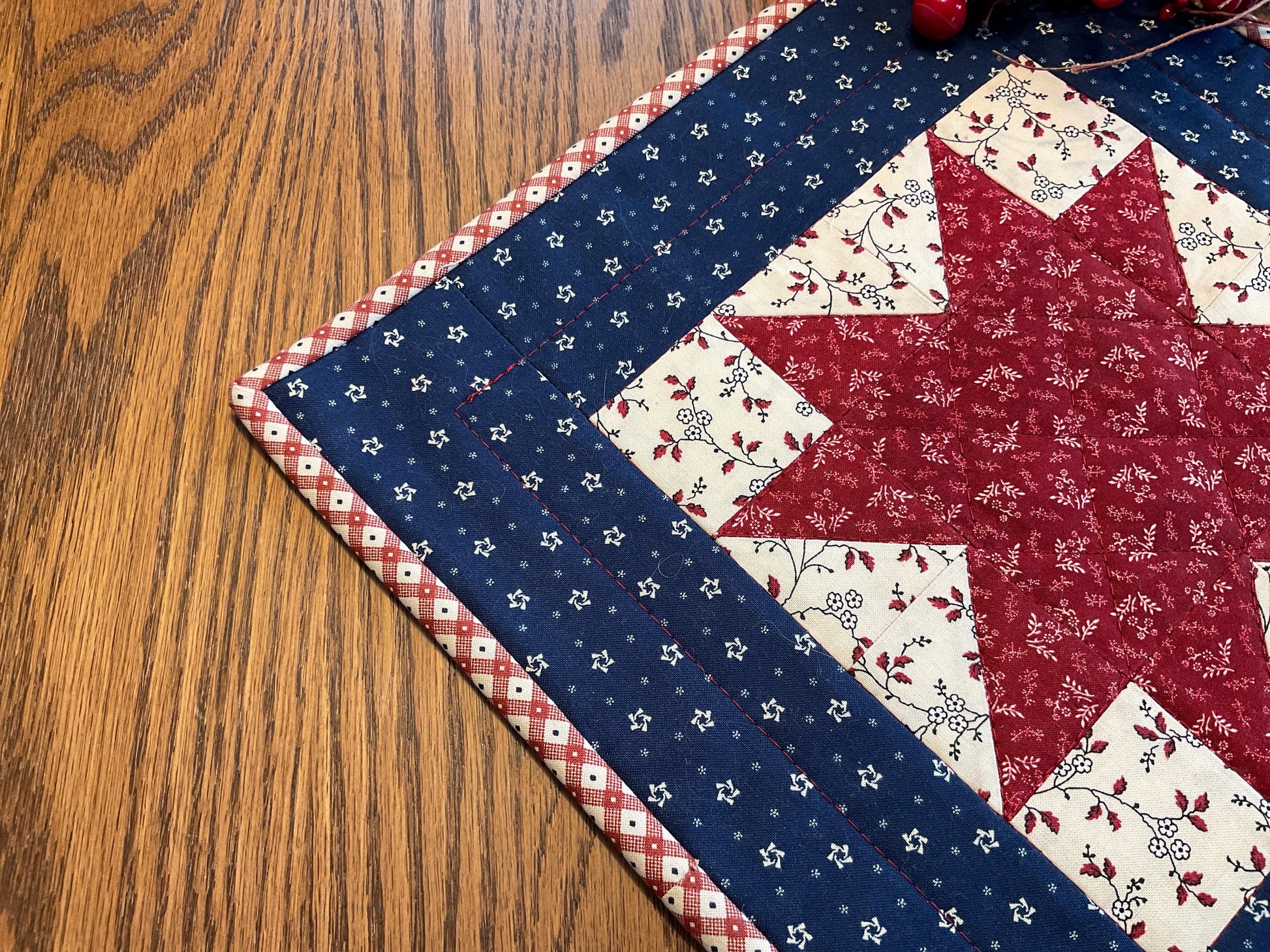 Primitive Farmhouse Americana Table Topper Item #2045