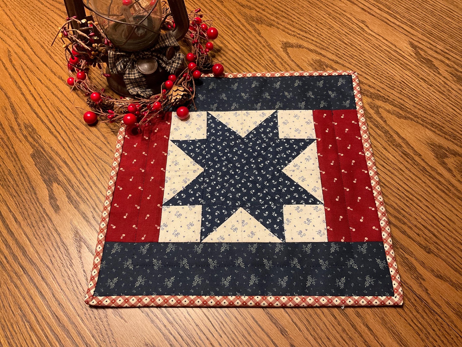 Primitive Farmhouse Americana Table Topper Item #2044