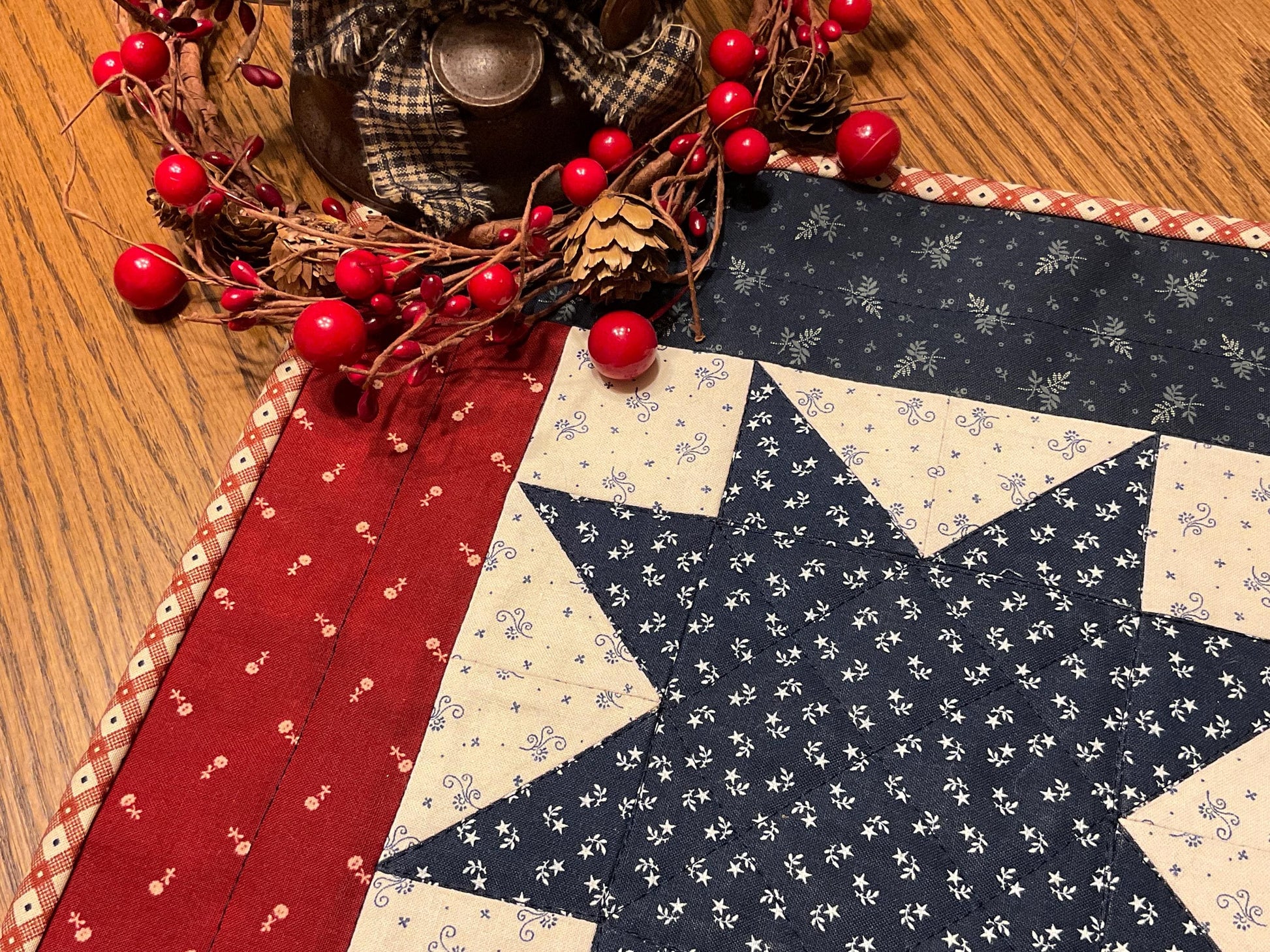 Primitive Farmhouse Americana Table Topper Item #2044