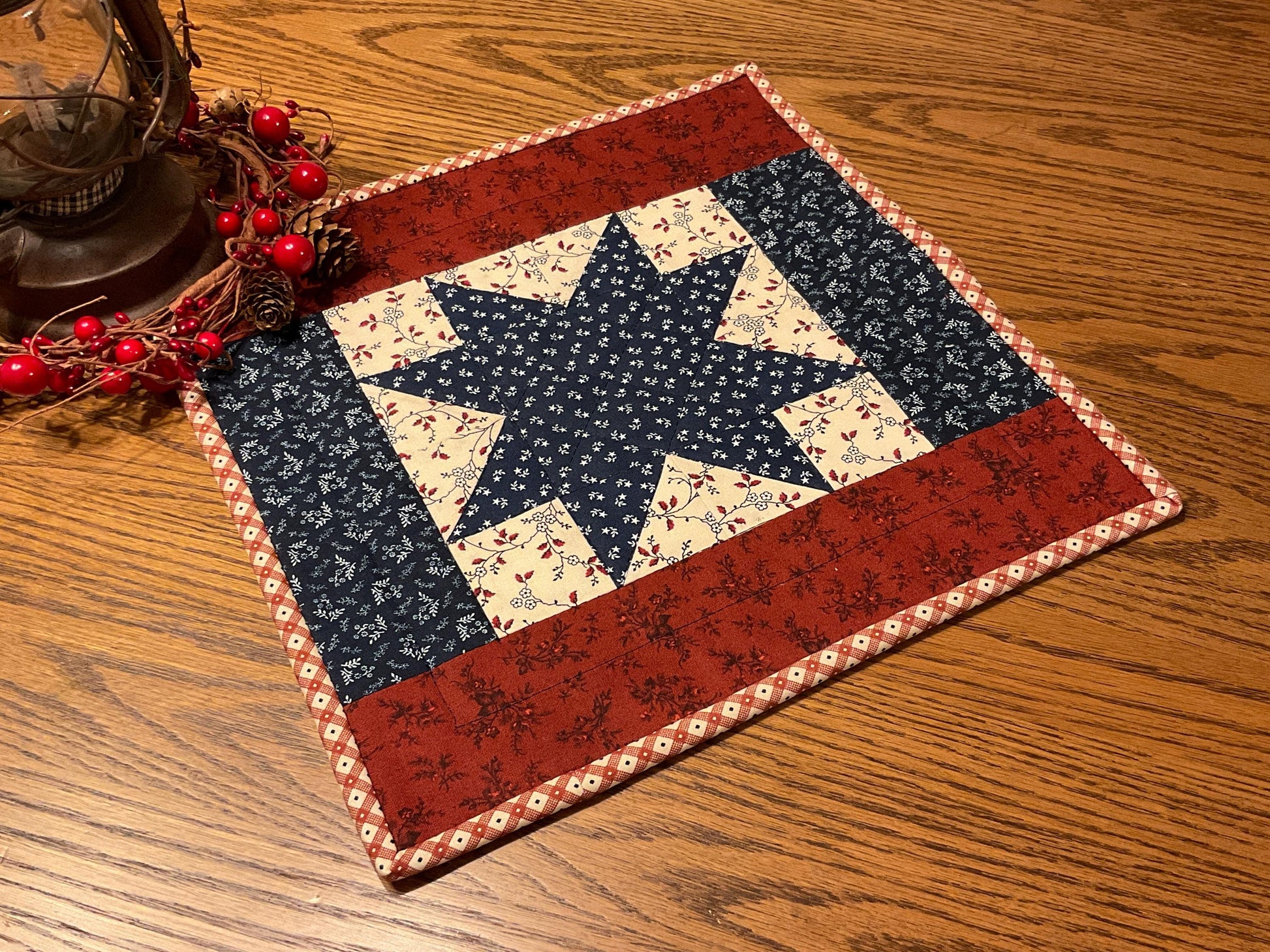 Primitive Farmhouse Americana Table Topper Item #2047
