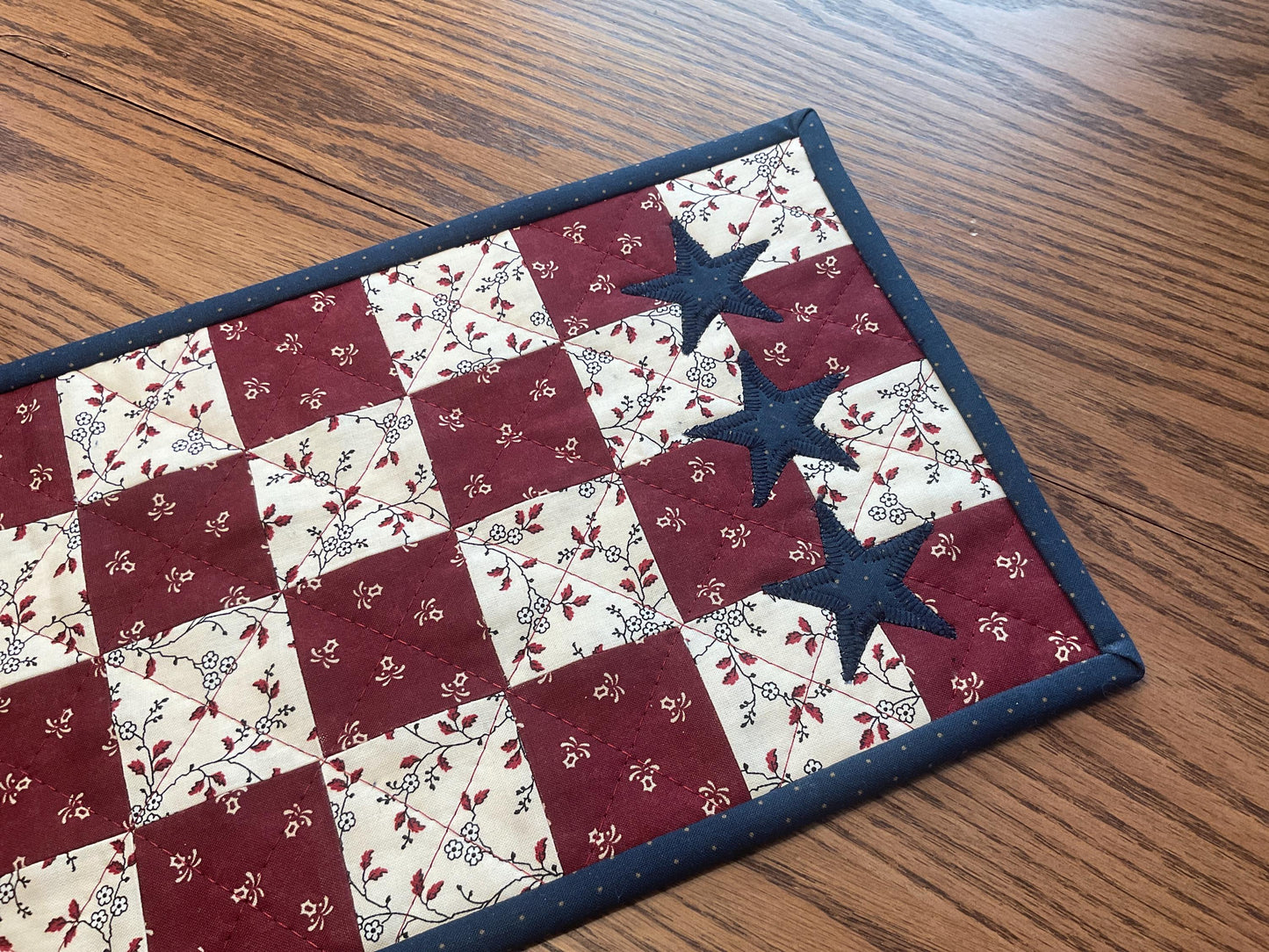 Primitive Farmhouse Americana Table Runner Item #2049
