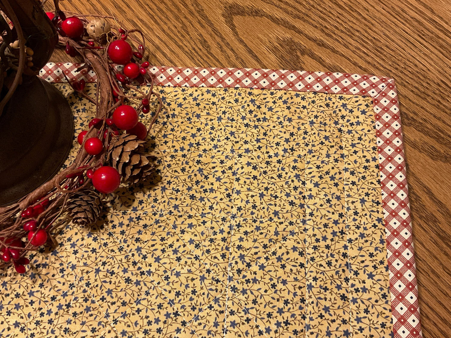 Primitive Farmhouse Americana Table Topper Item #2047
