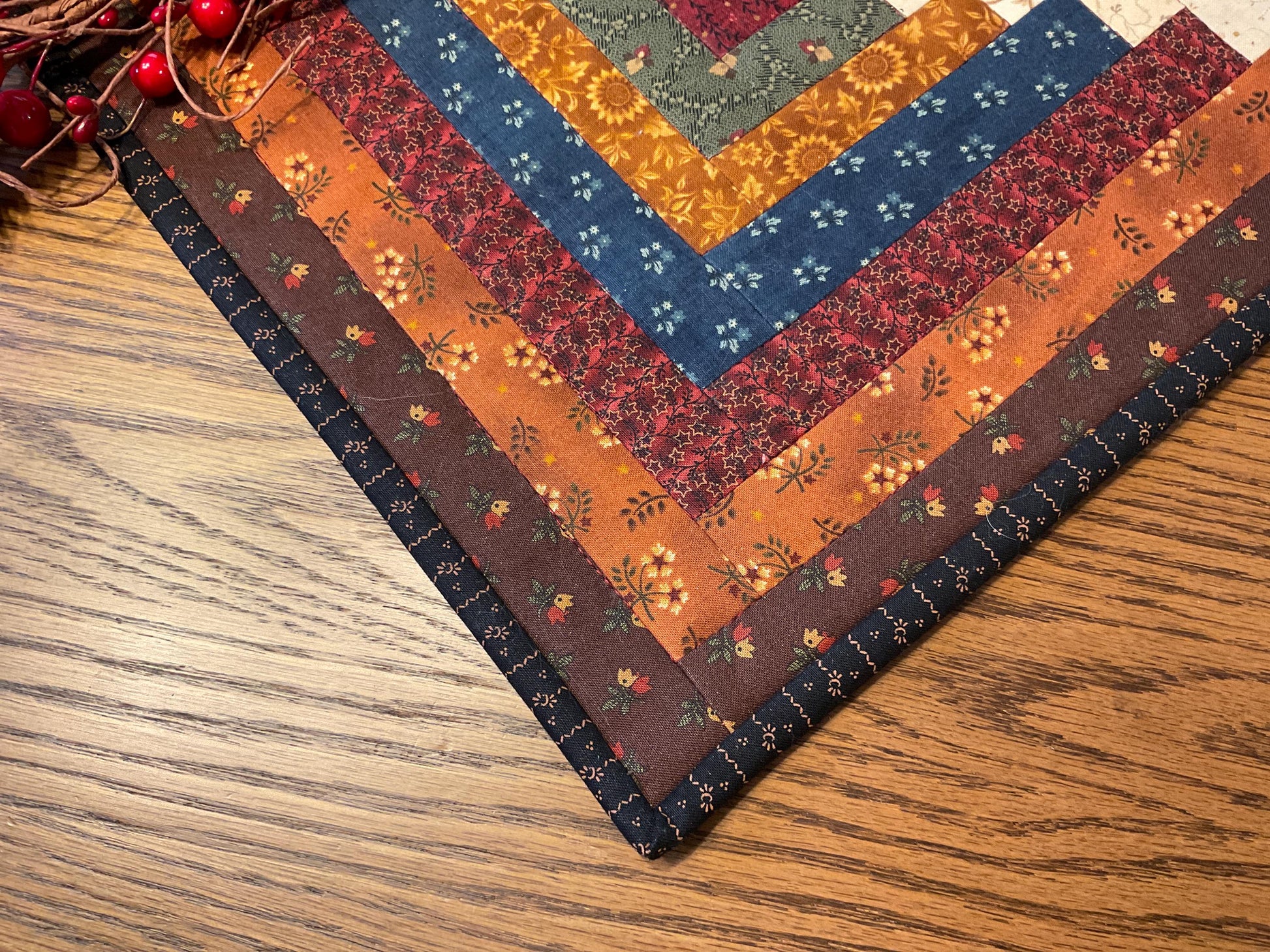 Primitive Farmhouse Patriotic Log Cabin Table Topper Item #2052
