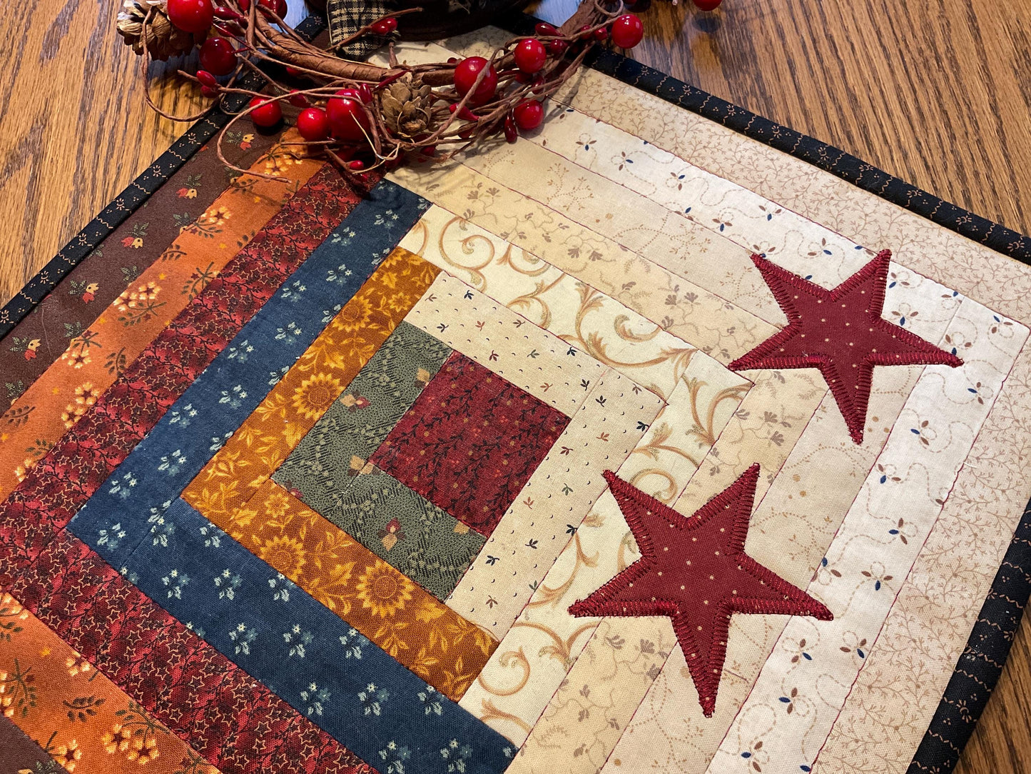 Primitive Farmhouse Patriotic Log Cabin Table Topper Item #2052
