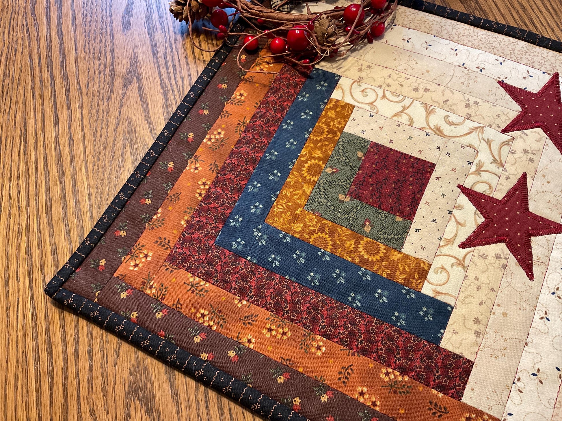 Primitive Farmhouse Patriotic Log Cabin Table Topper Item #2052