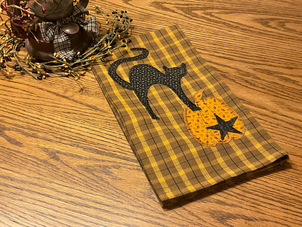 Halloween Primitive Farmhouse Towel Item #2054