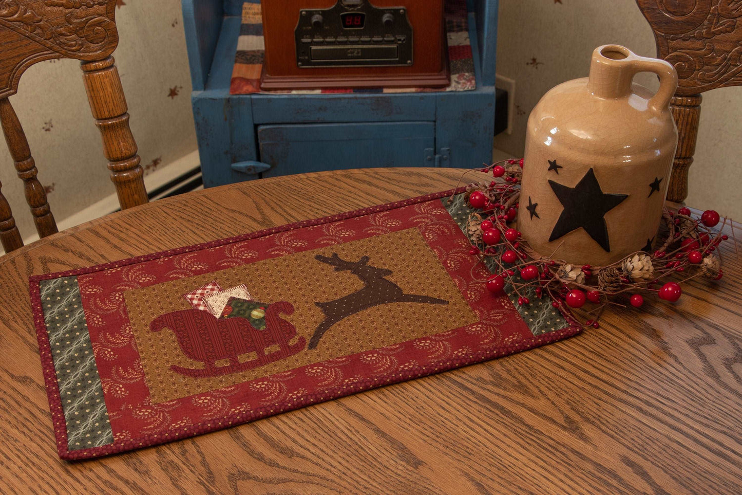 Primitive Farmhouse Christmas Sleigh and Reindeer Table Runner Item #1529