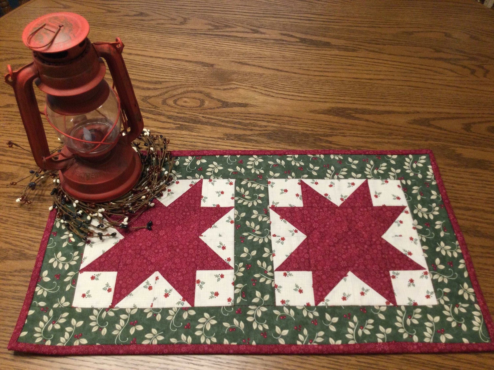 Primitive Farmhouse Christmas Table Runner Item #1531