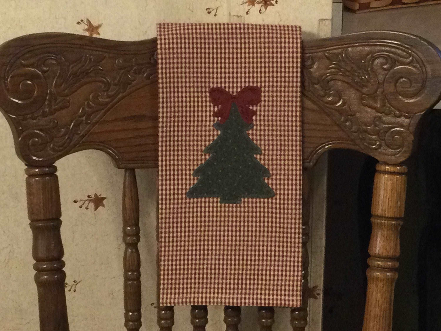 Primitive Farmhouse Christmas Towel Item #1519