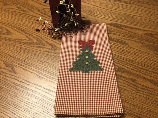 Primitive Farmhouse Christmas Towel Item #1523