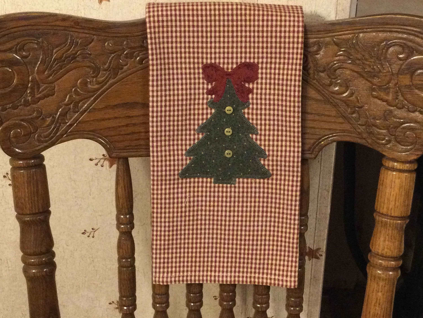 Primitive Farmhouse Christmas Towel Item #1538