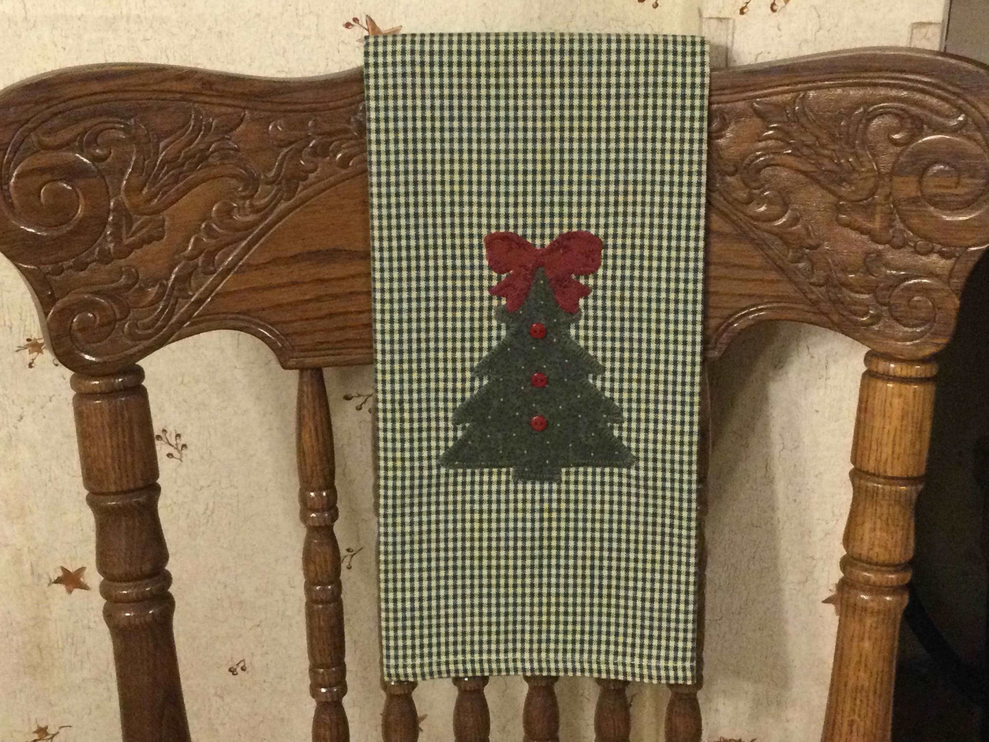 Primitive Farmhouse Christmas Towel Item #1535