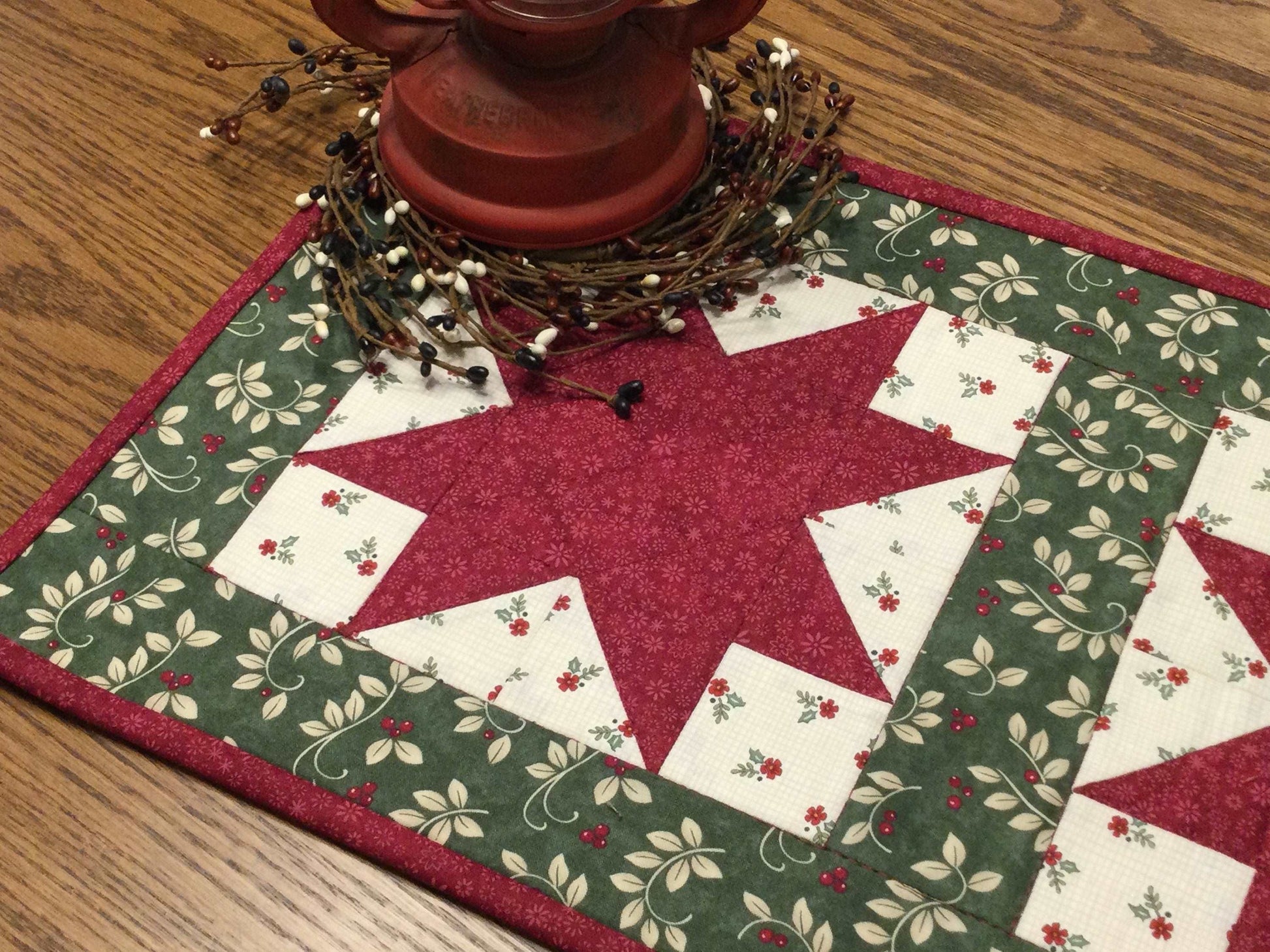 Primitive Farmhouse Christmas Table Runner Item #1527