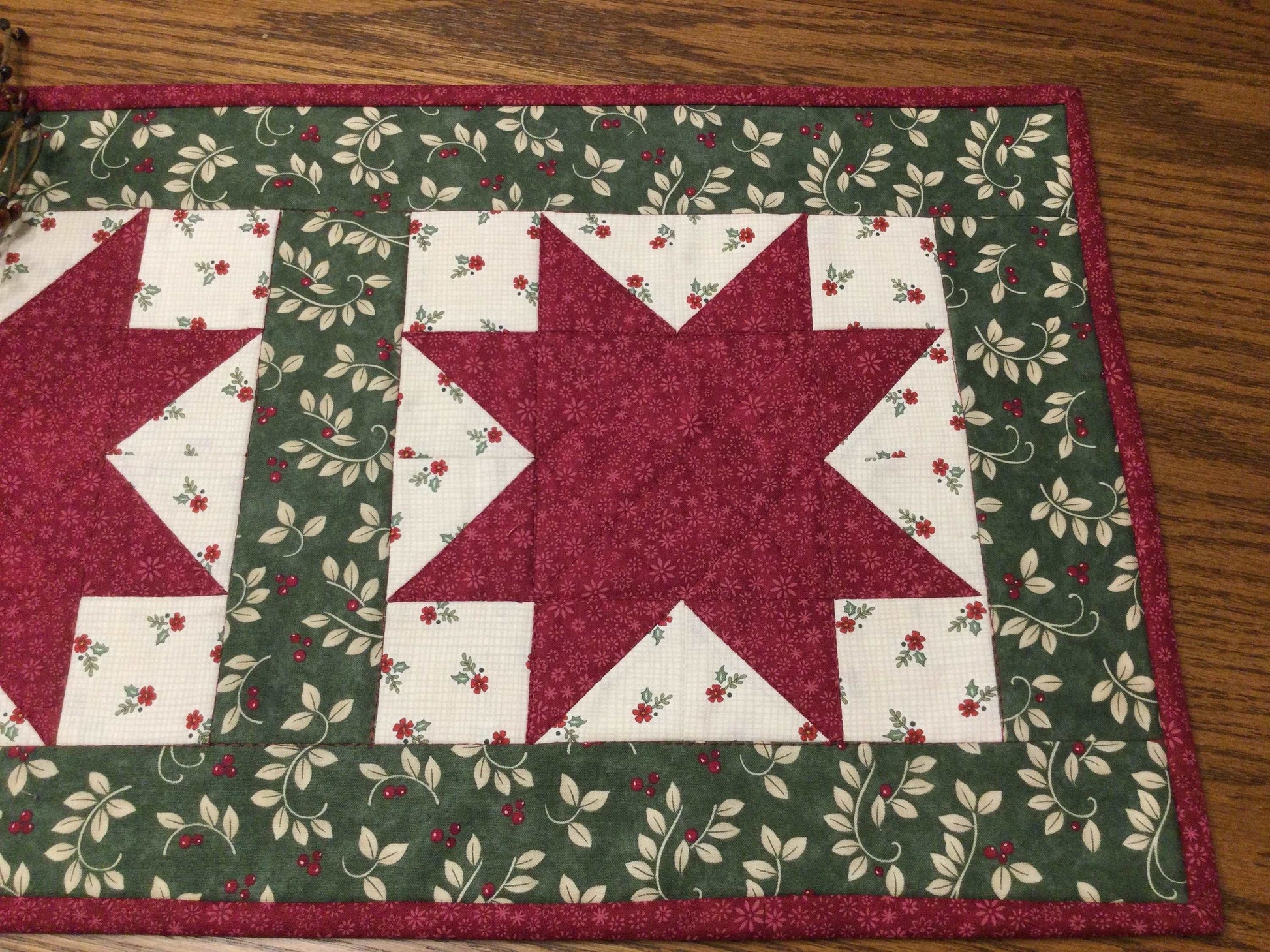 Primitive Farmhouse Christmas Table Runner Item #1525