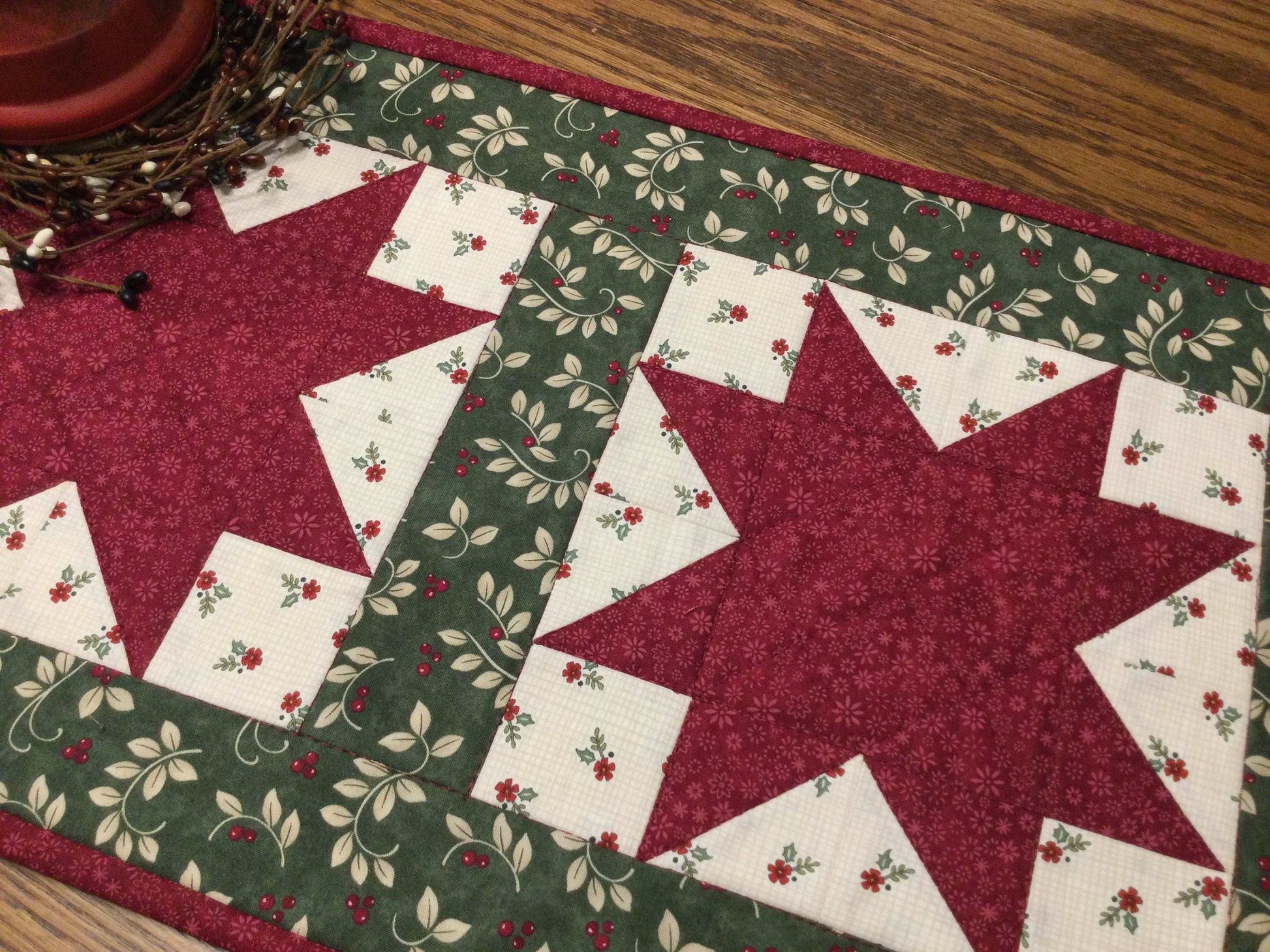 Primitive Farmhouse Christmas Table Runner Item #1527