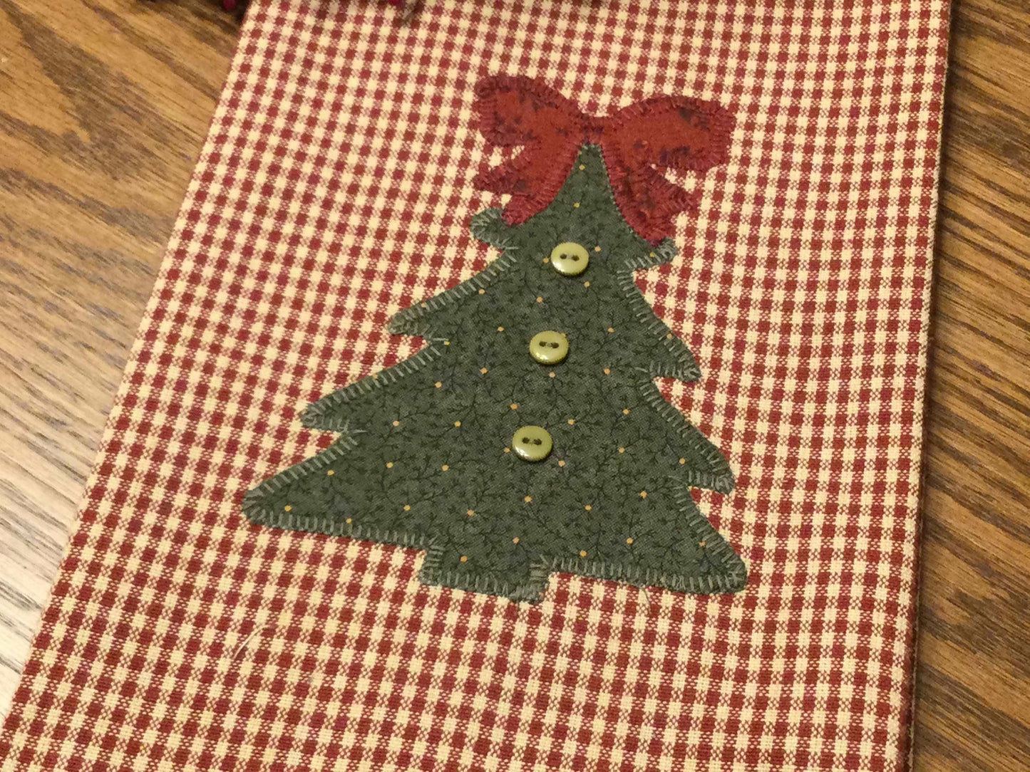 Primitive Farmhouse Christmas Towel Item #1538