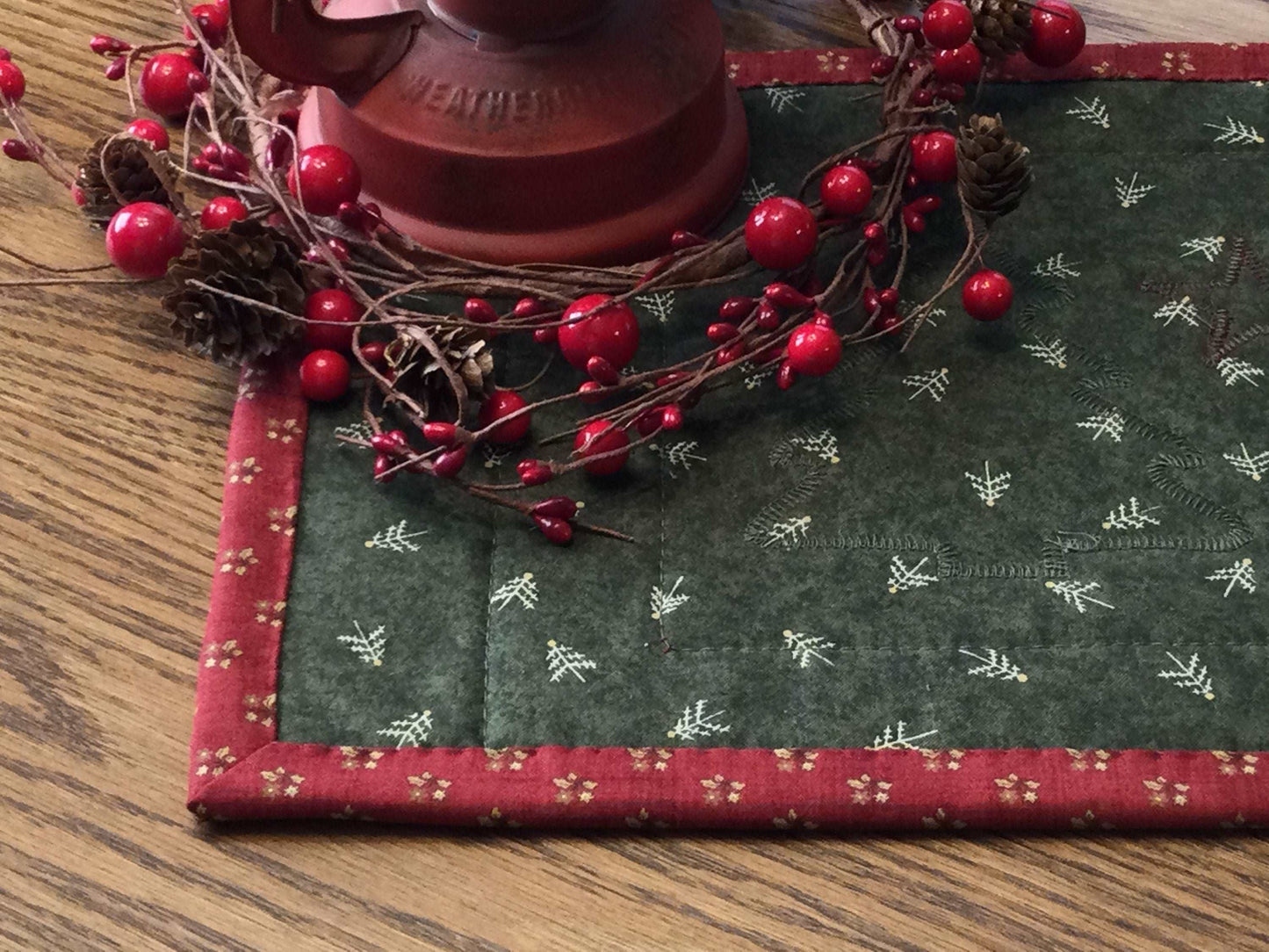 Primitive Farmhouse  Christmas Table Runner Item #1536