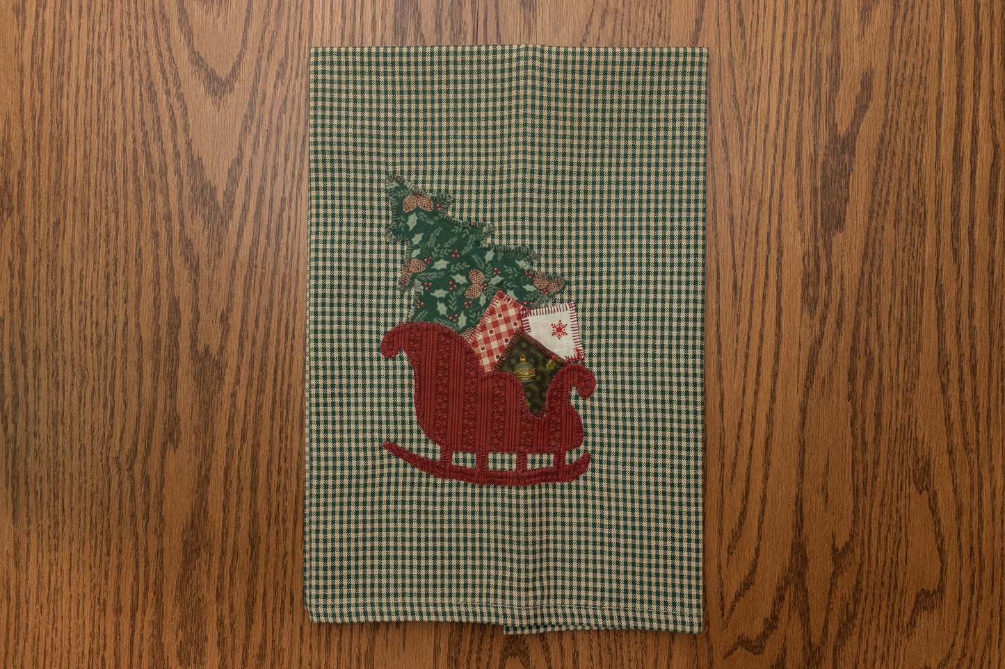 Primitive Farmhouse Christmas Towel Item #1585