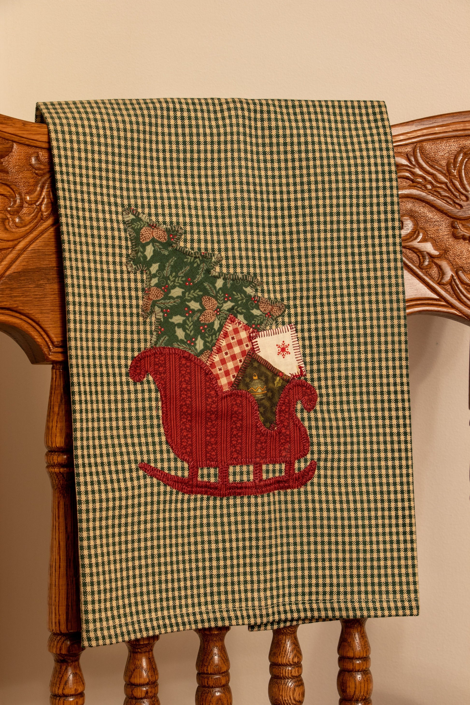 Primitive Farmhouse Christmas Towel Item #1585