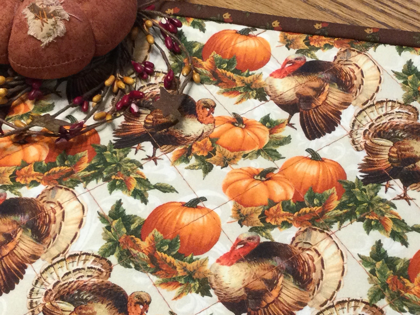 Primitive Farmhouse Thanksgiving Table Topper Item #1521