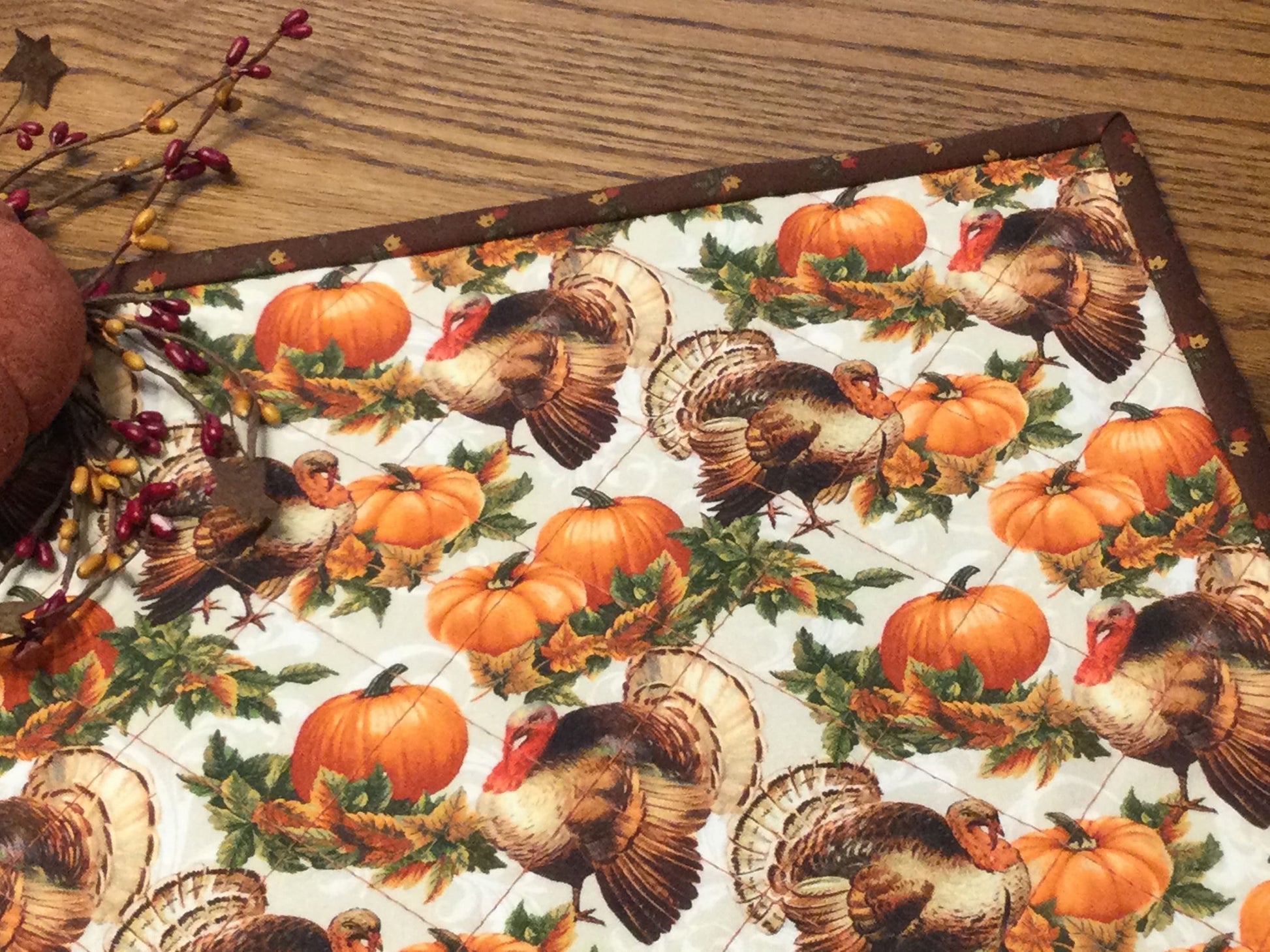 Primitive Farmhouse Thanksgiving Table Topper Item #1775
