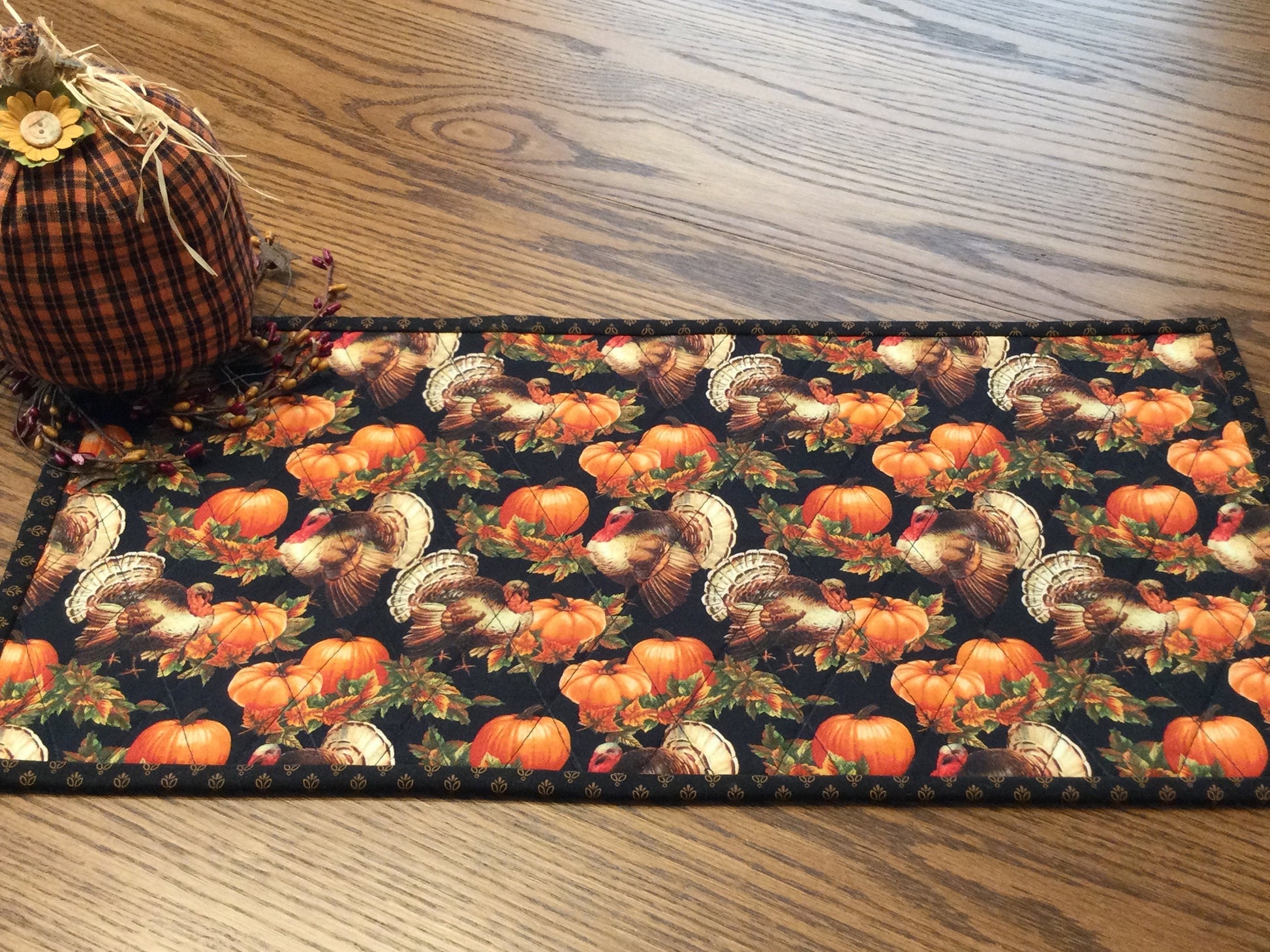 Primitive Farmhouse Thanksgiving Table Runner Item #1518