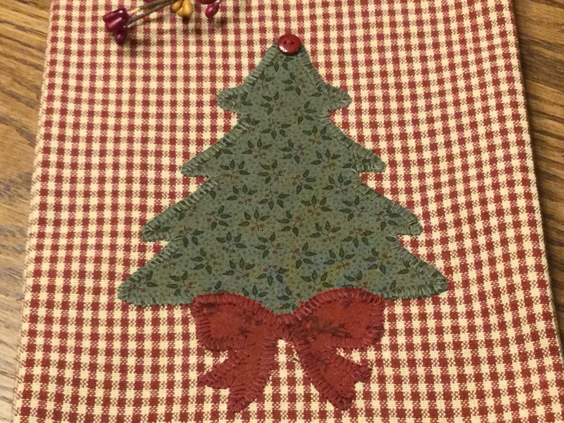Primitive Farmhouse Christmas Towel Item #1539