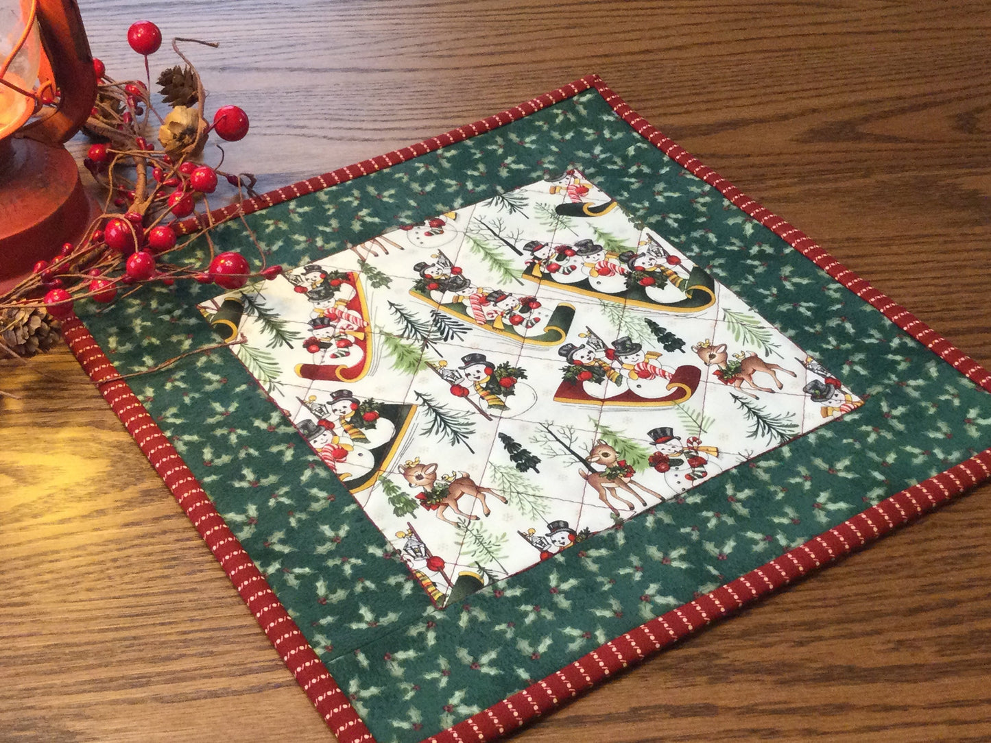 Primitive Farmhouse Christmas Table Topper Item #1812