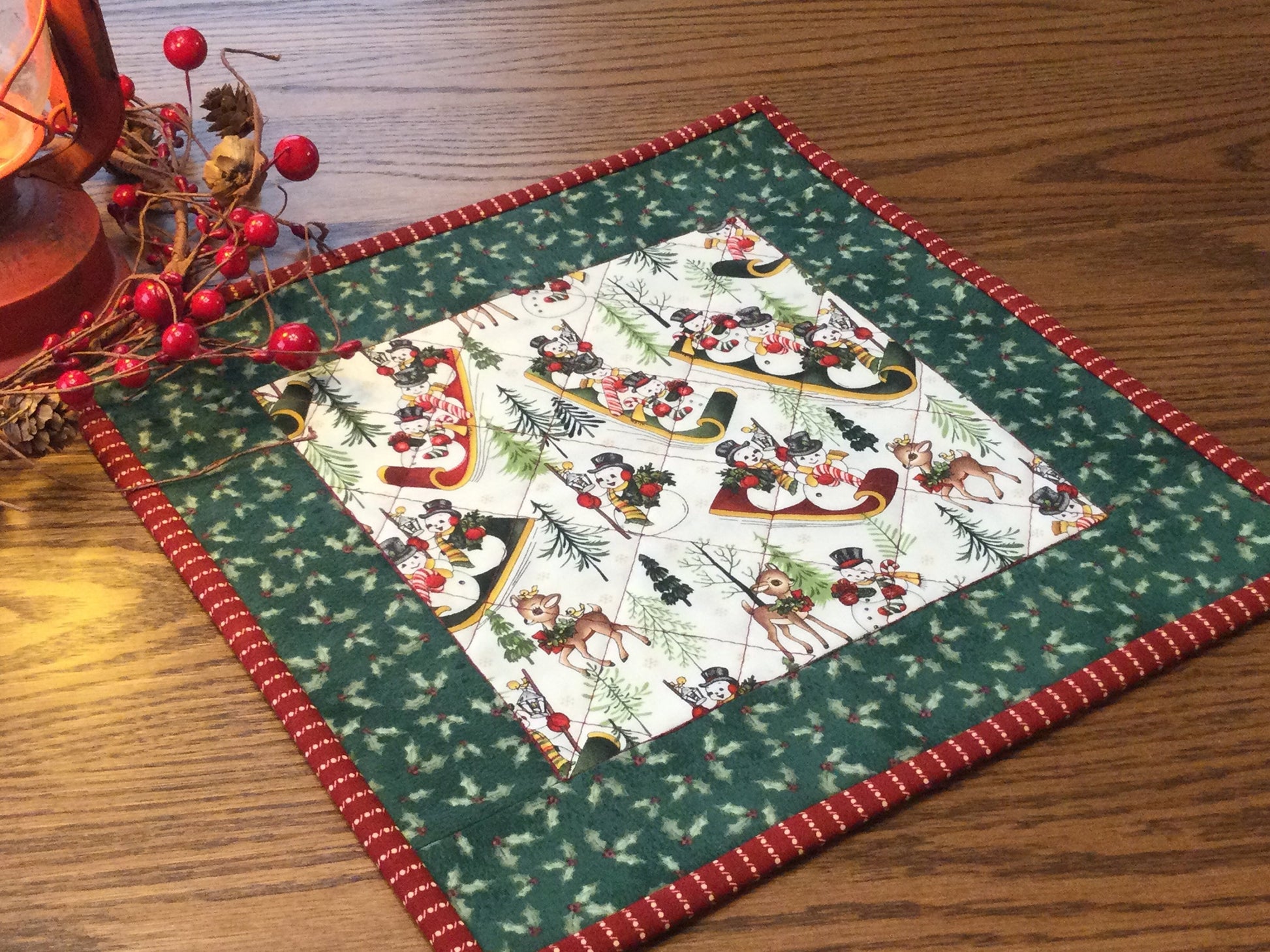 Primitive Farmhouse Christmas Table Topper Item #1812