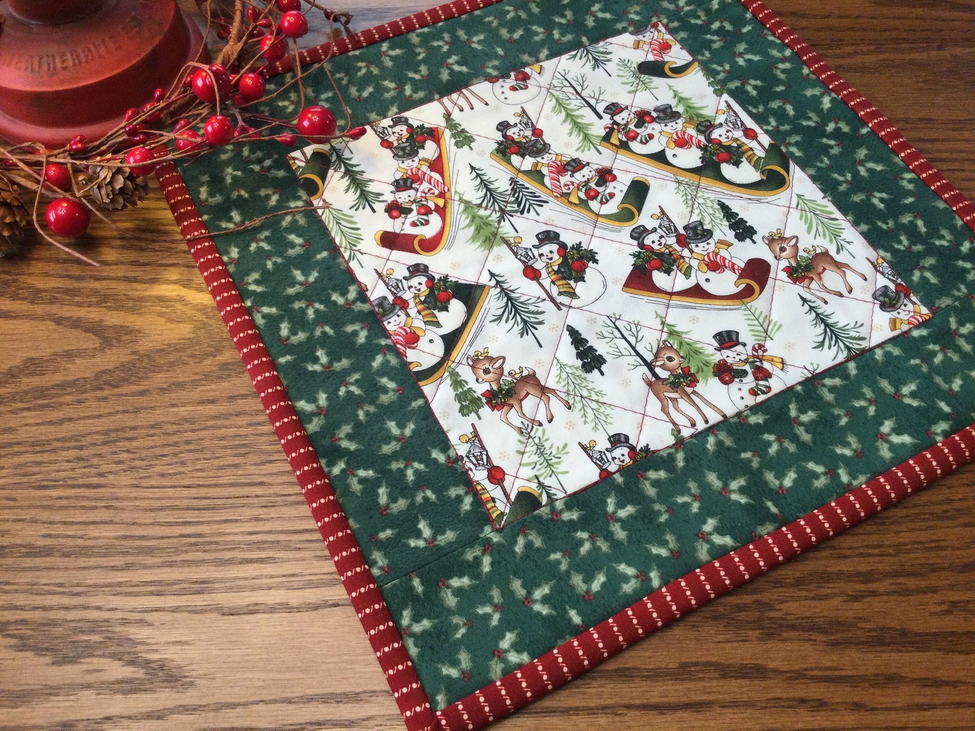Primitive Farmhouse Christmas Table Topper Item #1812