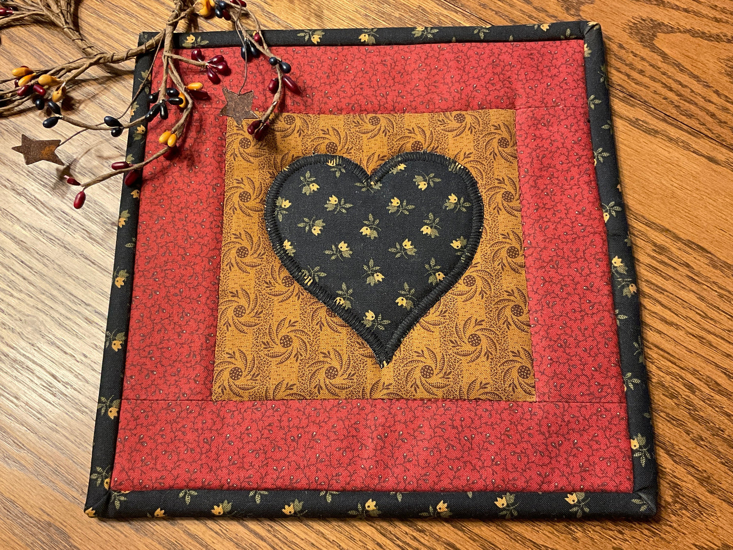 Primitive Farmhouse Valentine Potholders Item #1607