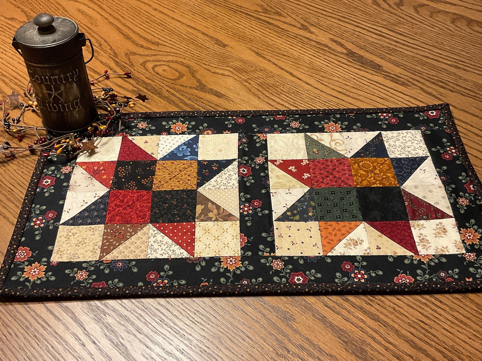 Primitive Farmhouse Scrappy Star Table Runner Item #1622