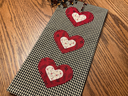 Valentine Primitive Farmhouse Valentine Hearts Towel #1838