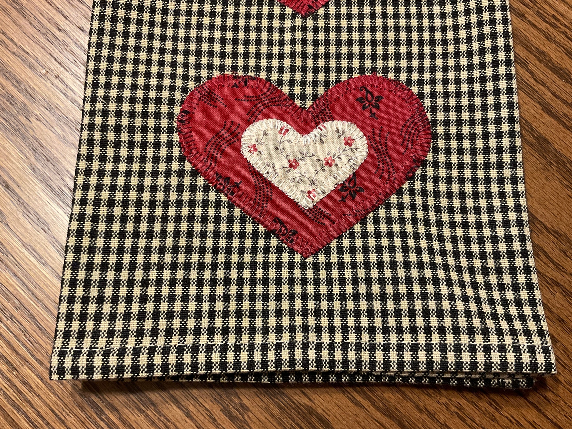 Valentine Primitive Farmhouse Valentine Hearts Towel #1831