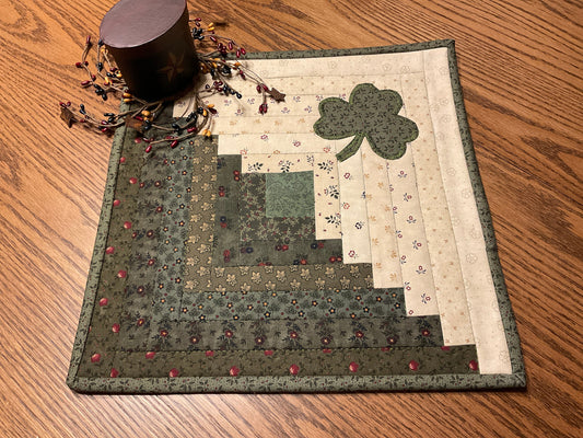 Primitive Farmhouse Log Cabin St.Patrick’s Table Topper Item #1639