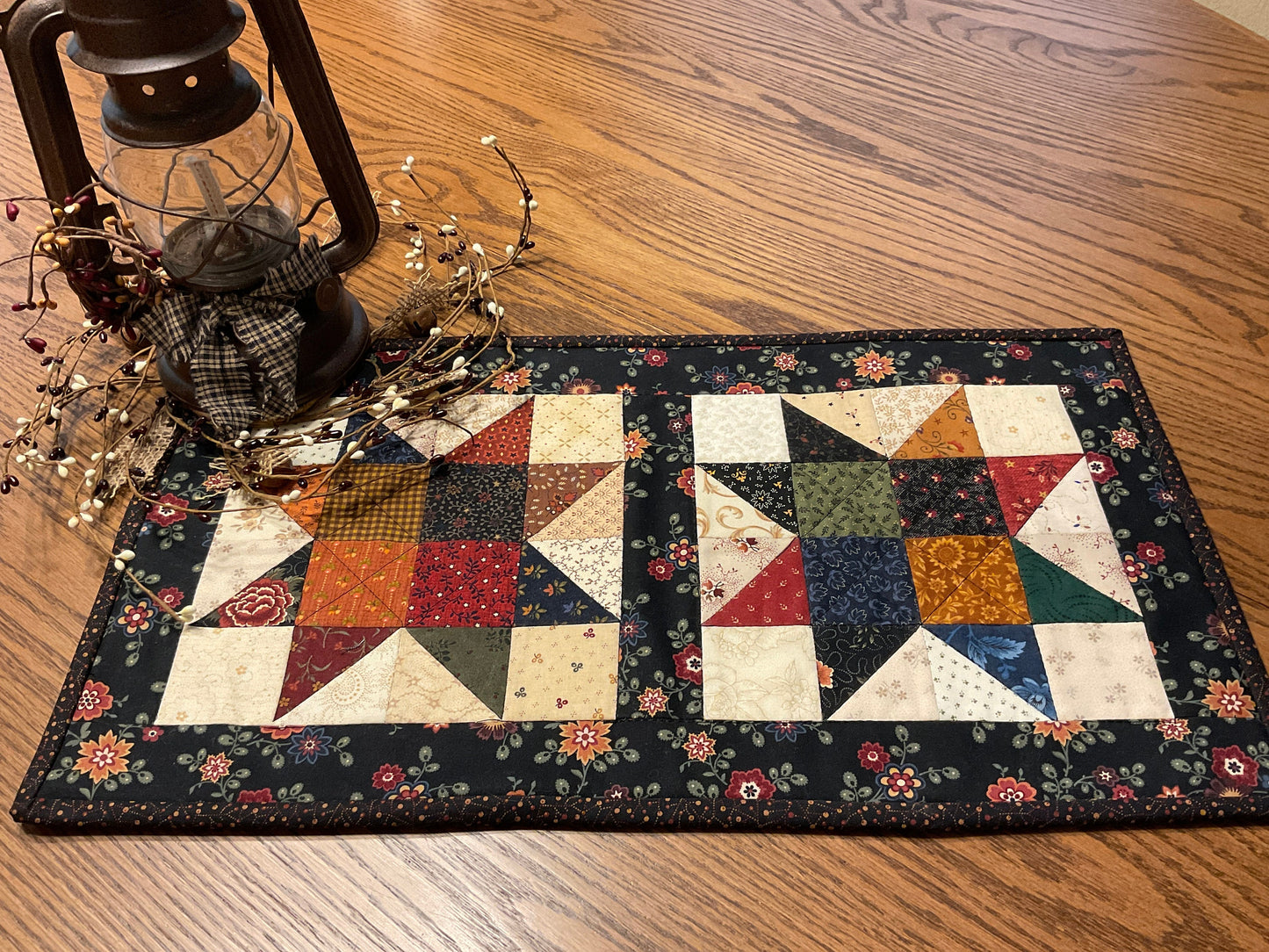 Primitive Farmhouse Scrappy Star Table Runner Item #1644