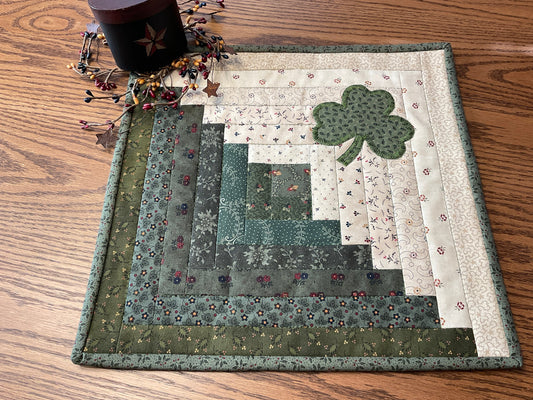 Primitive Farmhouse Log Cabin St.Patrick’s Table Topper Item #1637