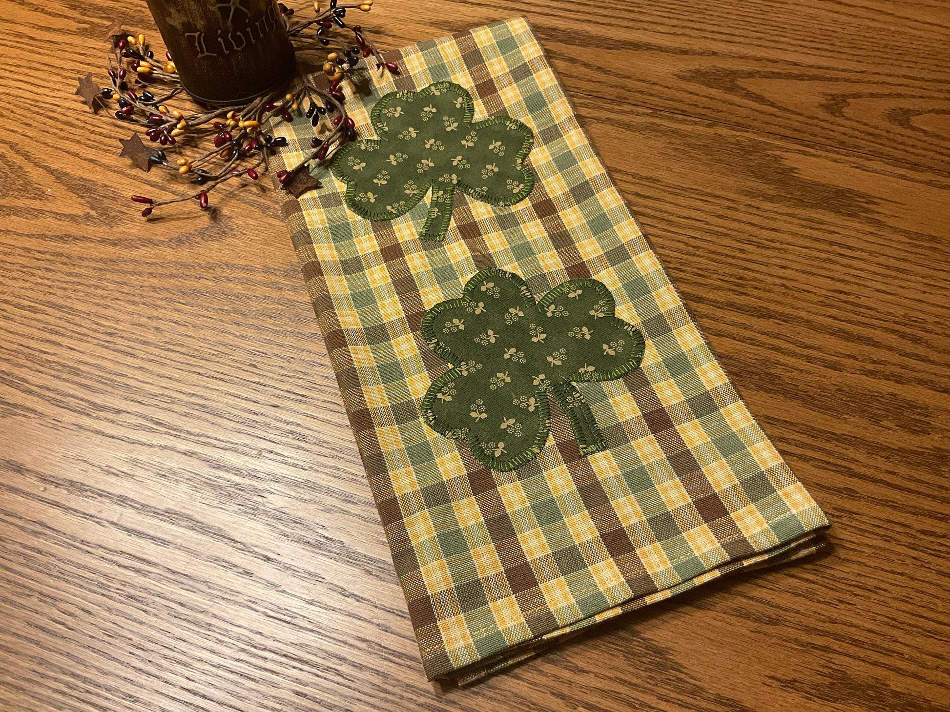 Primitive Farmhouse St.Patrick's Towel Item #1646