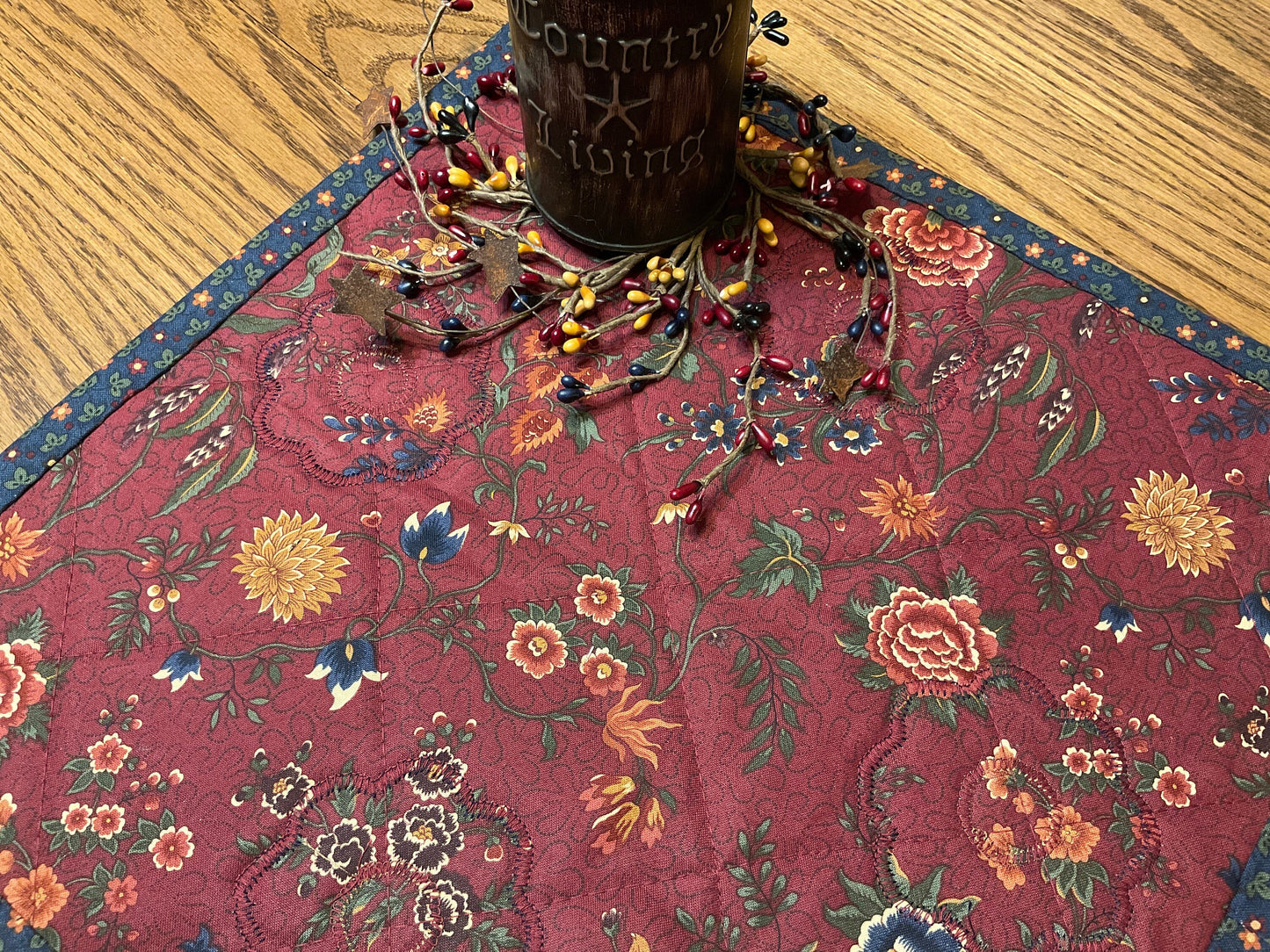 Primitive Farmhouse Flower Table Topper Item #1696