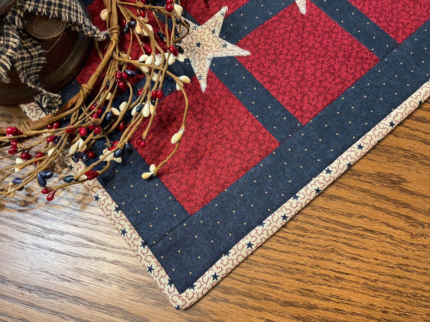 Primitive Farmhouse Americana Table Runner Item #1676