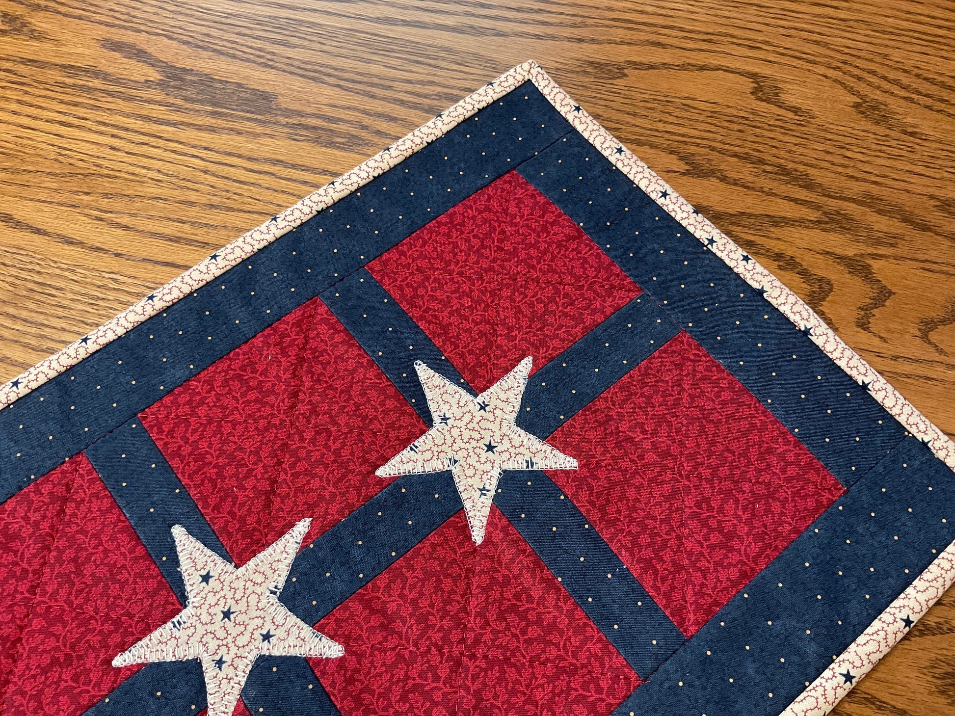 Primitive Farmhouse Americana Table Runner Item #1676