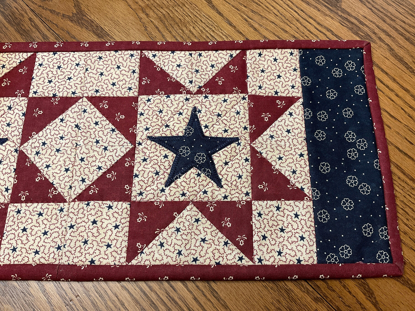 Primitive Farmhouse Americana Patriotic Table Runner Item #1840