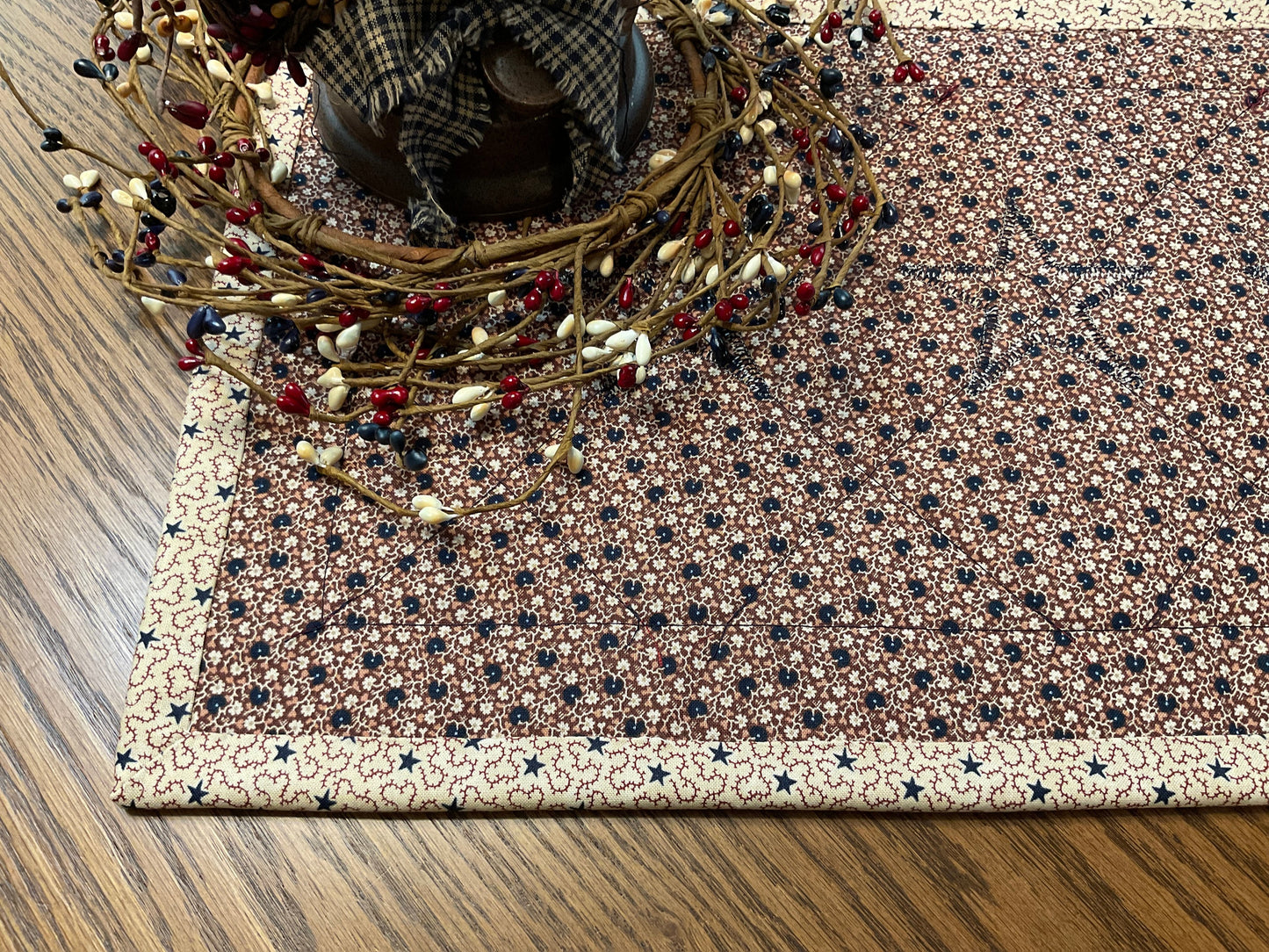 Primitive Farmhouse Americana Table Runner Item #1676