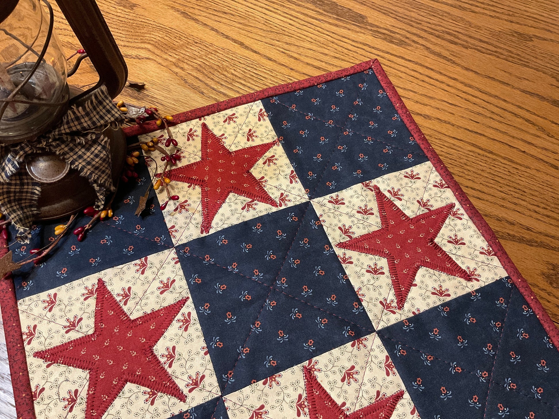Primitive Farmhouse Americana Star Table Topper  Item # 1726