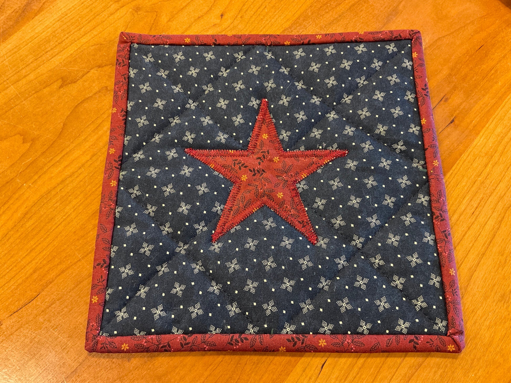 Primitive Farmhouse Americana Star Potholders Item #1684