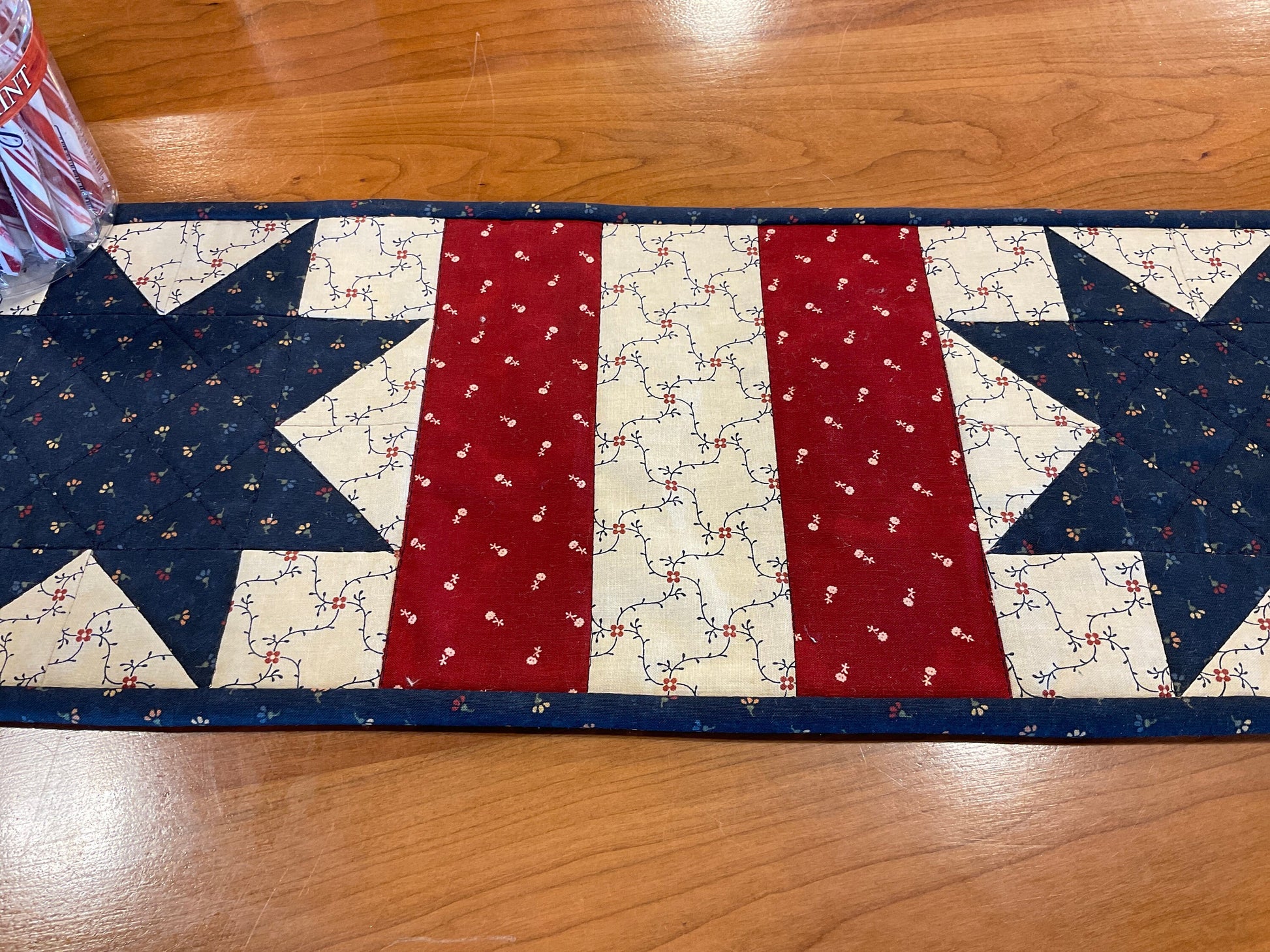 Primitive Farmhouse Americana Patriotic Table Runner Item #1715