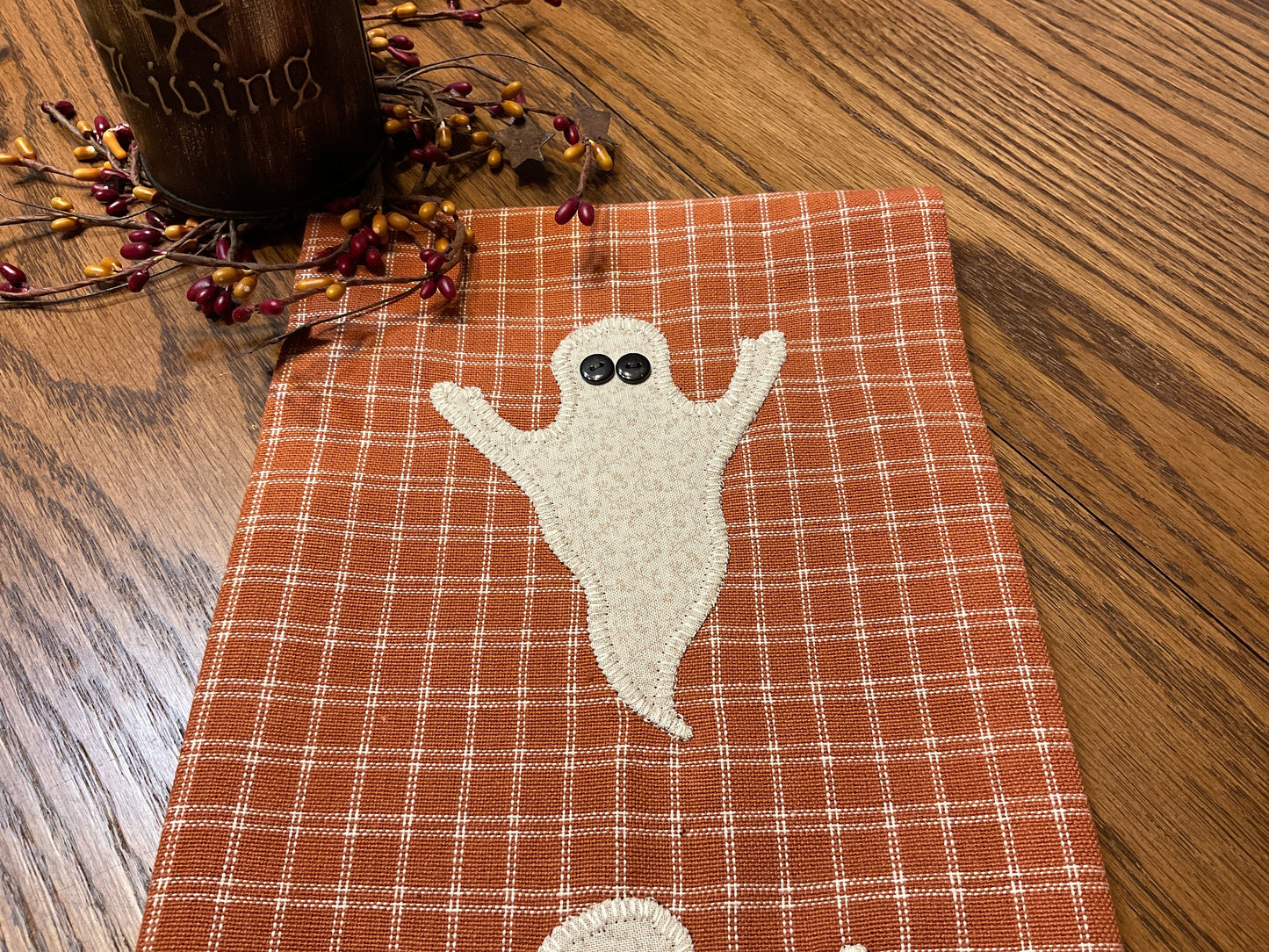 Primitive Farmhouse Ghost Halloween Towel Item #1745