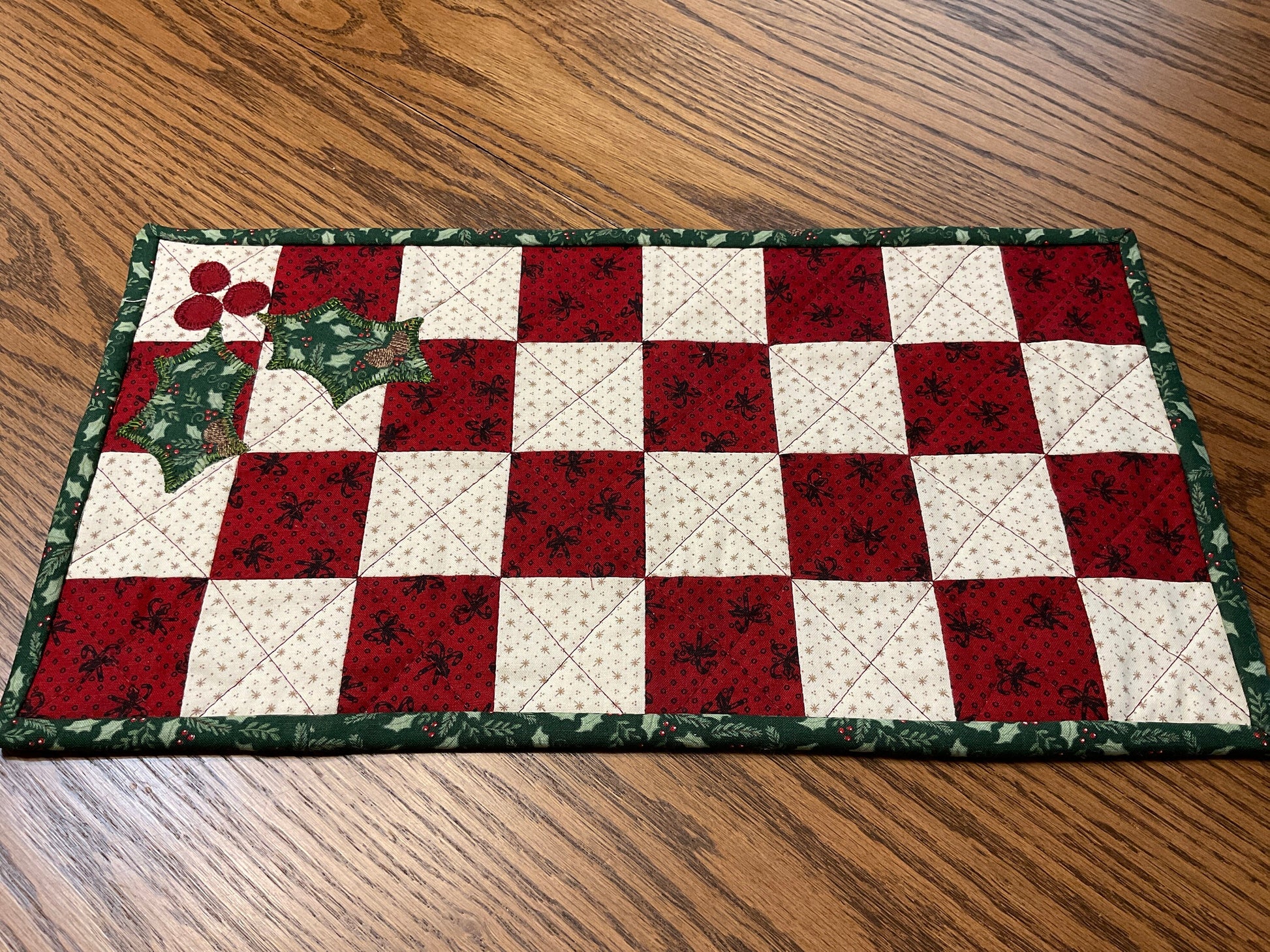 Christmas Primitive Farmhouse Table Runner Item #1763