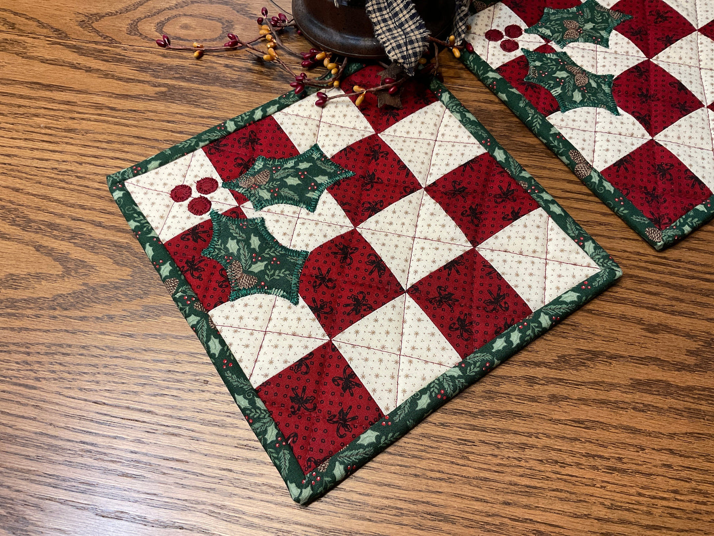 Christmas Primitive Farmhouse Potholders Item #1782